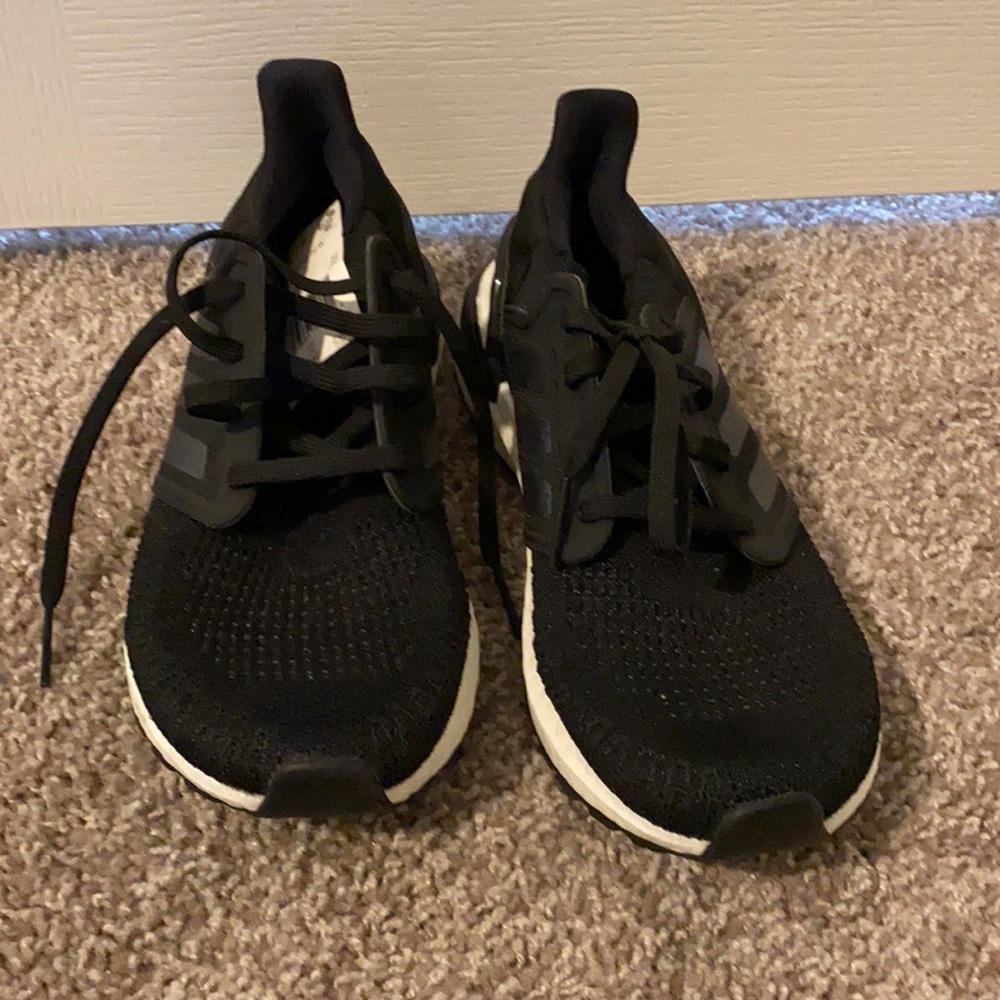 Adidas NEW NEVER WORN